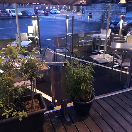 Hotel - Restaurant Au Tonnelier Bergues Exterior foto