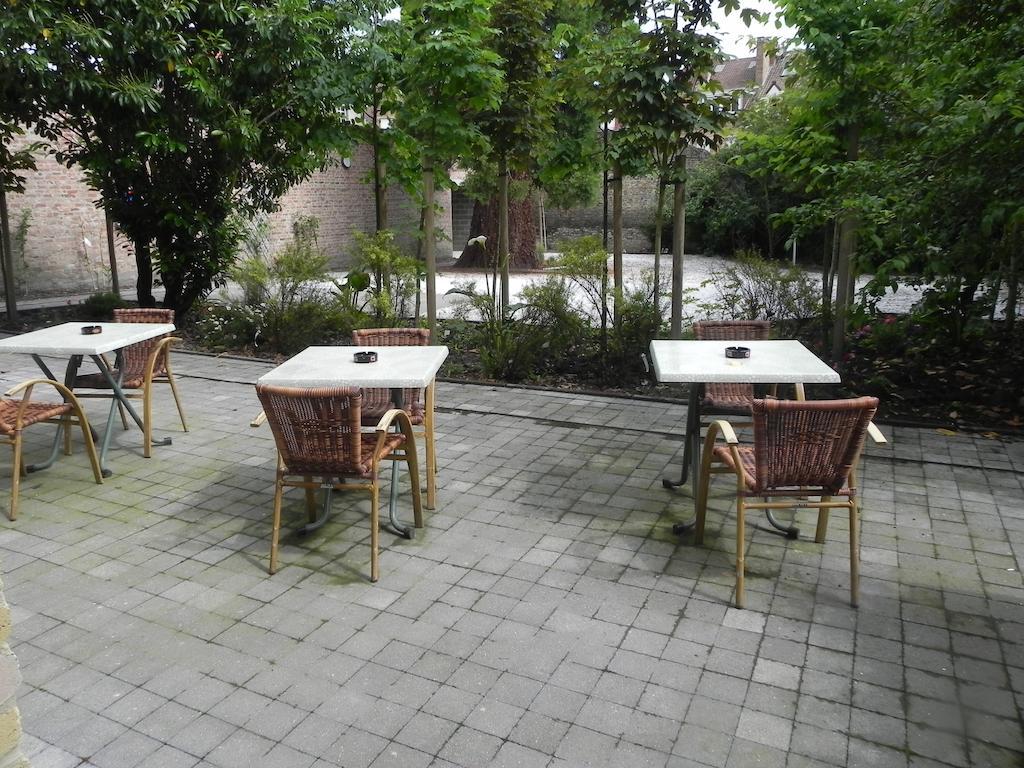 Hotel - Restaurant Au Tonnelier Bergues Exterior foto